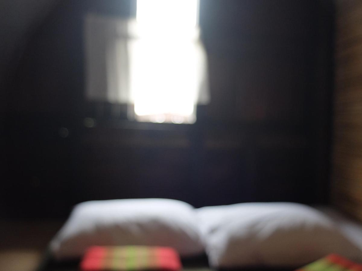 Iamwarin Mini Hostel Warin Chamrap Bagian luar foto