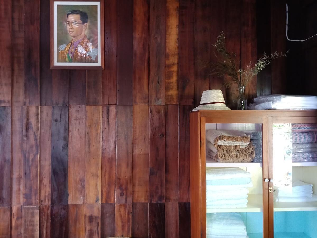 Iamwarin Mini Hostel Warin Chamrap Bagian luar foto