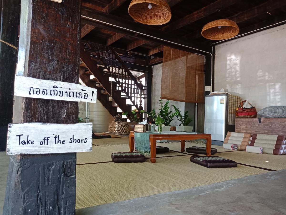 Iamwarin Mini Hostel Warin Chamrap Bagian luar foto