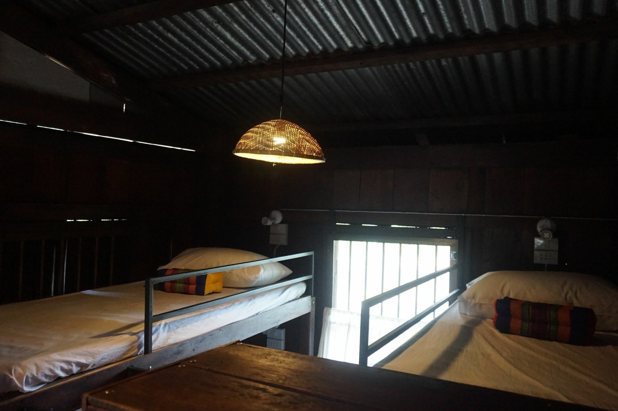 Iamwarin Mini Hostel Warin Chamrap Bagian luar foto