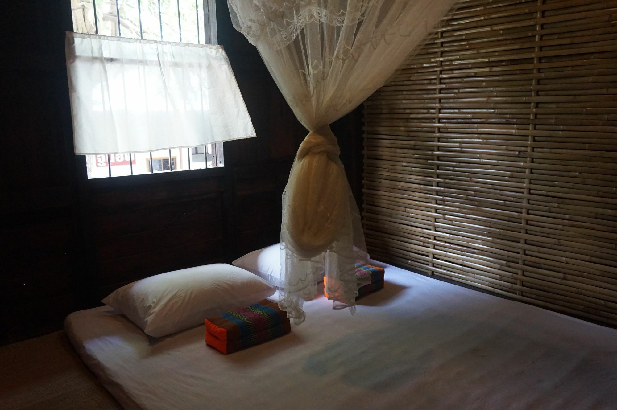 Iamwarin Mini Hostel Warin Chamrap Bagian luar foto