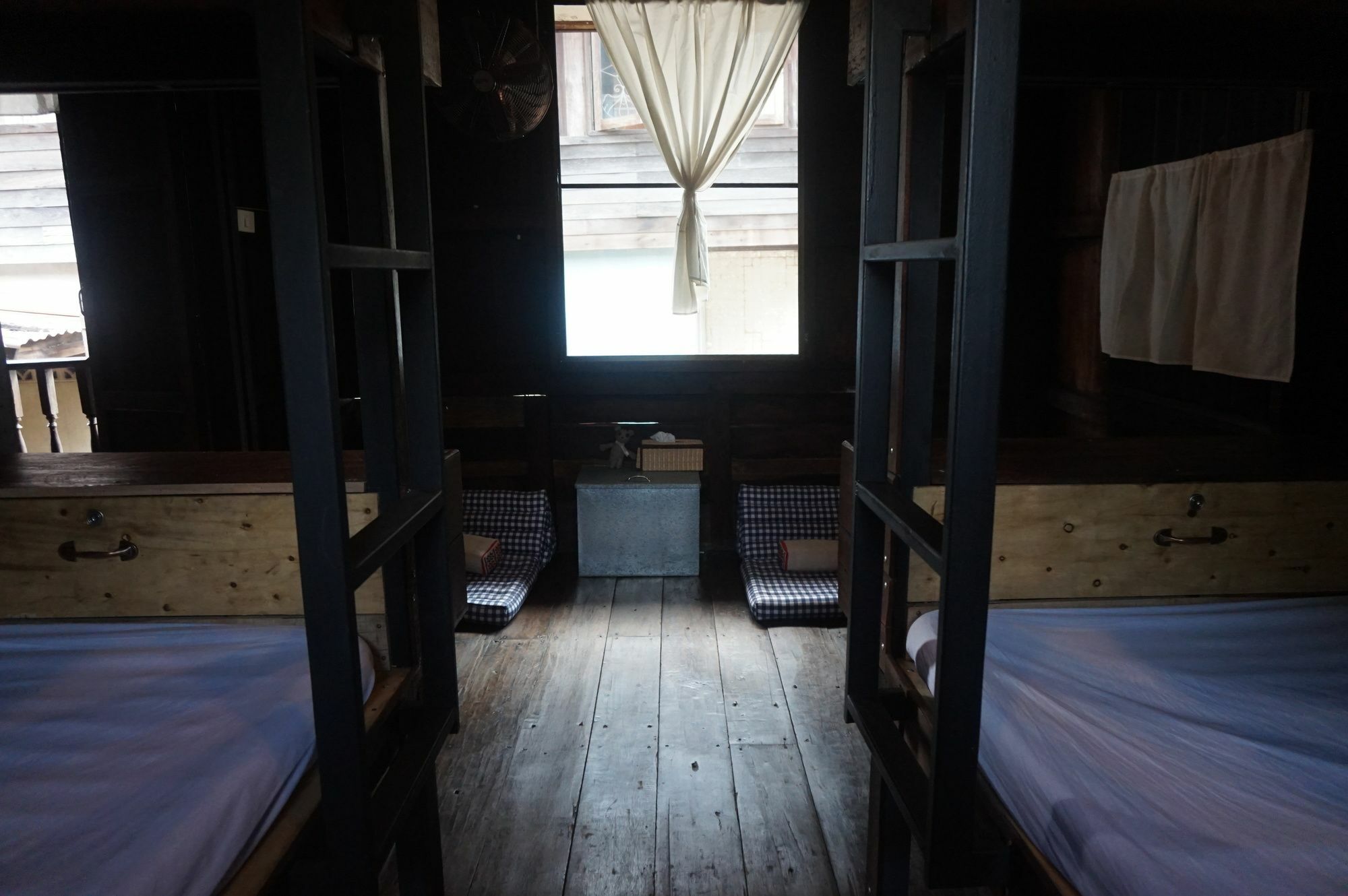Iamwarin Mini Hostel Warin Chamrap Bagian luar foto